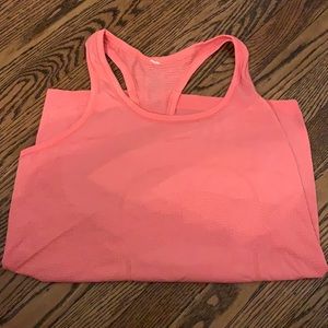 Lulu lemon tank